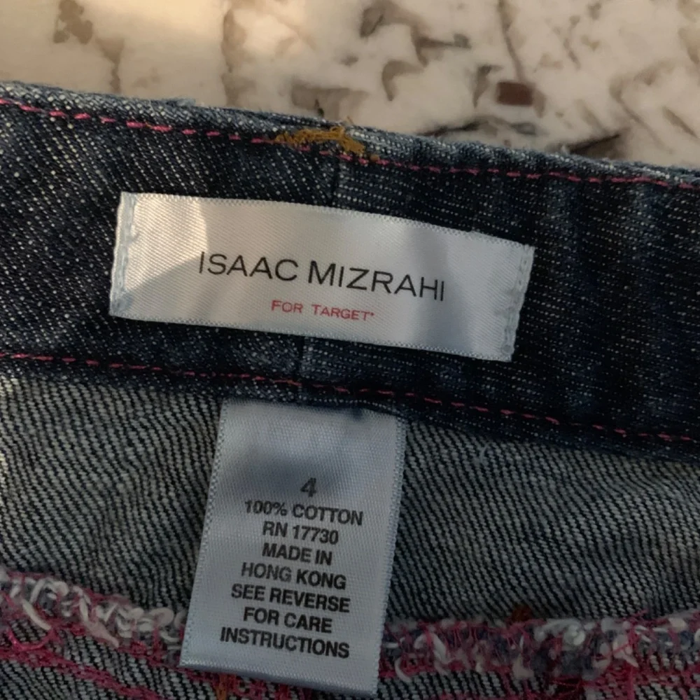 Isaac Mizrahi really cute